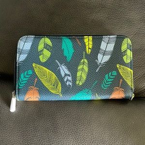 New Thirty-One Wallet